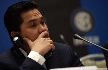 MILAN, ITALY - OCTOBER 19:  Erick Thohir, President of Inter, answers questions during a press conference after the FC Internazionale shareholder's meeting at Hotel Gallia on October 19, 2015 in Milan, Italy.  (Photo by Tullio Puglia - Inter/Inter via Getty Images)