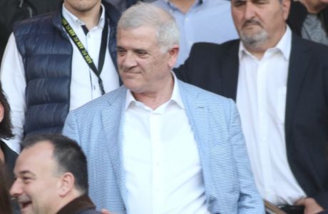 Μελισσανίδης: "Θεία Δίκη να σου δίνει το Κύπελλο ο Γκιρτζίκης"