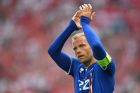 MARSEILLE, FRANCE - JUNE 18: Eidur Gudjohnsen of Iceland applauds supporters during the UEFA EURO 2016 Group F match between Iceland and Hungary at Stade Velodrome on June 18, 2016 in Marseille, France.  (Photo by Laurence Griffiths/Getty Images)