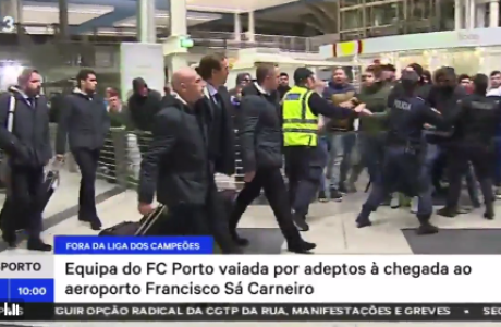 Οπαδοί της Πόρτο τα "έχωσαν" στους παίκτες για τον αποκλεισμό