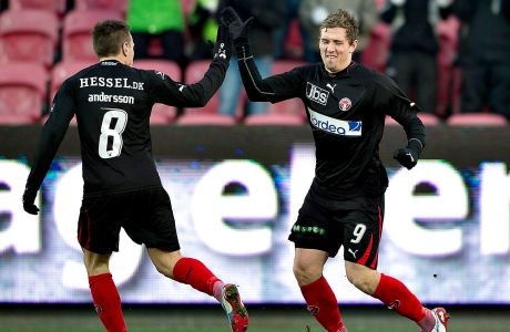 FC Midtjylland - Silkeborg, Superliga, MCH-Arena.: FCMs Morten Duncan Rasmussen reducerede til 1-2