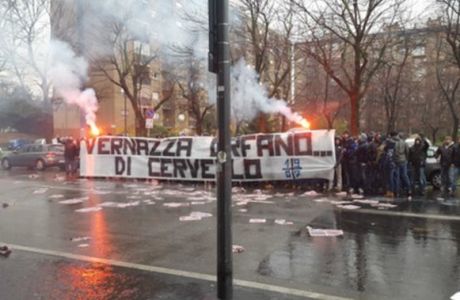 Διαμαρτυρία έξω από τα γραφεία της Gazzetta dello Sport