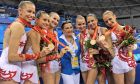 Το μέλος της Διεθνούς Ομοσπονδίας Γυμναστικής, Ιρίνα Βίνερ, με την ολυμπιακή ομάδα της Ρωσίας που κατέκτησε το χρυσό μετάλλιο στη ρυθμική γυμναστική στους Ολυμπιακούς Αγώνες 2008, Πεκίνο, Κυριακή 24 Αυγούστου 2008