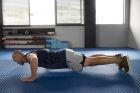 3 ασκήσεις για να πετύχεις τα τέλεια push-ups