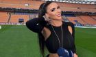 Η Μαριαλουίζα Τζακομπέλι πήρε το μικρόφωνο του Champions League στην Ιταλία και εντυπωσιάζει 