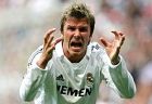 Real Madrid's David Beckham of England gestures to the referee (unseen) during their Spanish First Division soccer match against Villarreal at the Santiago Bernabeu stadium in Madrid May 7, 2006.  The match ended in a 3-3 draw. REUTERS/Victor Fraile