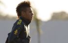 Brazil's Neymar Jr. jogs during a team training session in Sao Paulo, Brazil, Sunday June 5, 2011.  Brazil will face Romania in a friendly soccer match on June 7 in Sao Paulo.  (AP Photo/Andre Penner)