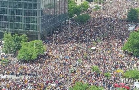 "Πλημμύρισε" το Κλίβελαντ: Ένα εκατομμύριο οπαδοί στην παρέλαση των Καβαλίερς