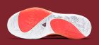 Τι συμβολίζουν τα νέα ερυθρόλευκα sneakers του Γιάννη Αντετοκούνμπο
