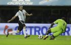 Argentina's Gonzalo Higuain tries to score against Haiti's Johny Placide during a friendly soccer match in Buenos Aires, Argentina, Tuesday, May 29, 2018. (AP Photo/Victor R. Caivano)
