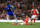 Chelsea's Nemanja Matic (left) and Arsenal's Hector Bellerin battle for the ball during the Premier League match at the Emirates Stadium, London. PRESS ASSOCIATION Photo. Picture date: Saturday September 24, 2016. See PA story SOCCER Arsenal. Photo credit should read: Adam Davy/PA Wire. RESTRICTIONS: EDITORIAL USE ONLY No use with unauthorised audio, video, data, fixture lists, club/league logos or "live" services. Online in-match use limited to 75 images, no video emulation. No use in betting, games or single club/league/player publications.