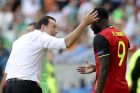 Belgium's Romelu Lukaku is congratulated by Belgium coach Marc Wilmots after scoring his side's first goal during the Euro 2016 Group E soccer match between Belgium and Ireland at the Nouveau Stade in Bordeaux, France, Saturday, June 18, 2016. (AP Photo/Petr David Josek)