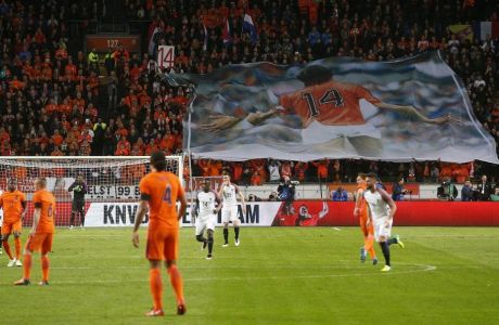 Φιλικά: Τίμησε τη μνήμη του Κρόιφ αλλά έχασε η Ολλανδία