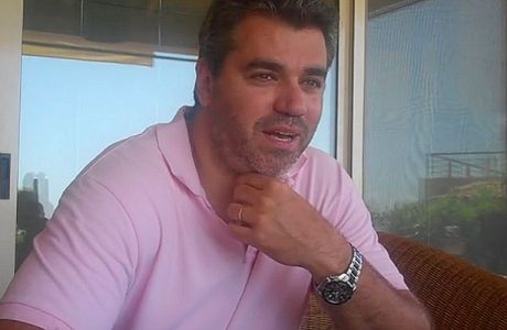 Σιγάλας στο Contra.gr: "Είχε λιποθυμήσει ο Μπάμπης Παπαδάκης και του έκανε αέρα ο Γκάλης"