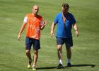 FORTALEZA, BRAZIL - JUNE 28:  Louis van Gaal, manager of Netherlands talks with Arjen Robben during the Netherlands training session at the 2014 FIFA World Cup Brazil held at Estadio Presidente Vargas on June 28, 2014 in Fortaleza, Brazil.  (Photo by Robert Cianflone/Getty Images)