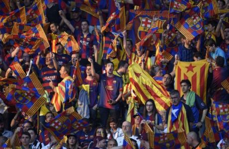 Η Μπαρτσελόνα δεν θέλει να πληρώνει για τις καταλανικές σημαίες