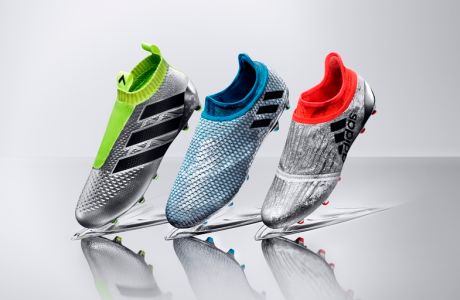 Τρία ασύλληπτα νέα ποδοσφαιρικά παπούτσια!