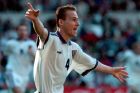Ο Πάβελ Νέντβεντ της Τσεχίας σε στιγμιότυπο της αναμέτρησης με την Ιταλία για τη φάση των ομίλων του Euro 1996 στο 'Άνφιλντ', Λίβερπουλ, Παρασκευή 14 Ιουνίου 1996