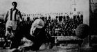 Από το ντεμπούτο του στο πρωτάθλημα το 1955, αποκρούει σουτ του Σεραφείδη (Ολυμπιακός-Απόλλων 2-0)