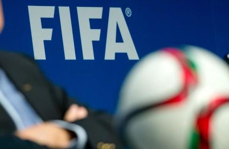 Oι χορηγοί "μαστιγώνουν" την FIFA 