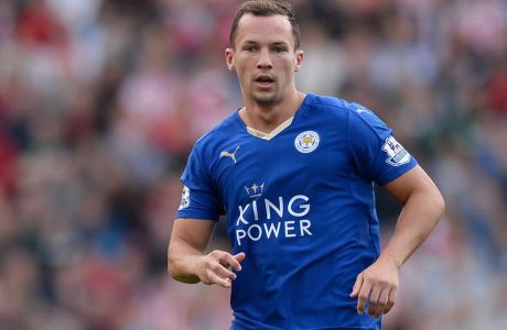 STOKE ON TRENT, ENGLAND - SEPTEMBER 19:  Danny Drinkwater of Leicester City during the Barclays Premier League match between Stoke City and Leicester City on September 19, 2015 in Stoke on Trent, United Kingdom.  (Photo by Gareth Copley/Getty Images)