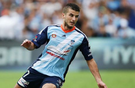SYDNEY, AUSTRALIA - FEBRUARY 21:  Terry Antonis of Sydney FC controls the ball during the round 18 A-League match between Sydney FC and the Central Coast Mariners at Allianz Stadium on February 21, 2015 in Sydney, Australia.  (Photo by Matt King/Getty Images)