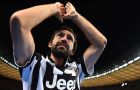 BERLIN, GERMANY - JUNE 06:  Andrea Pirlo of Juventus applauds the fans after the UEFA Champions League Final between Juventus and FC Barcelona at Olympiastadion on June 6, 2015 in Berlin, Germany.  (Photo by Laurence Griffiths/Getty Images)