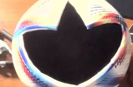 TikToker αποκαλύπτει μία περιέργη σύμπτωση στην επίσημη μπάλα του Παγκοσμίου Κυπέλλου