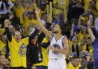Golden State Warriors guard Stephen Curry (30) celebrates after scoring against the Portland Trail Blazers during the second half of Game 1 of a first-round NBA basketball playoff series in Oakland, Calif., Sunday, April 16, 2017. The Warriors won 121-109. (AP Photo/Jeff Chiu)