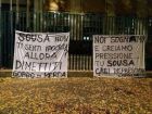 Οι οπαδοί της Φιορεντίνα απαίτησαν με πανό την απόλυση Σόουζα