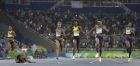 H Shaunae Miller, από τις Μπαχάμες ρίσκαρε με βουτιά στο φινάλε των 400 μέτρων, στους Αγώνες του Ρίο και νίκησε την Άλισον Φίλιξ κατ' αυτόν τον τρόπο. 