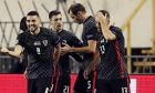 Ο Μίλε Σκόριτς με το '5' πανηγυρίζει παρέα με τους συμπαίκτες του το γκολ απέναντι στους Πορτογάλους