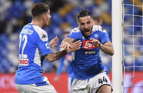 Ο Κώστας Μανωλάς της Νάπολι πανηγυρίζει γκολ που σημείωσε κόντρα στην Τορίνο για τη Serie A 2019-2020 στο 'Σαν Πάολο', Σάββατο 29 Φεβρουαρίου 2020