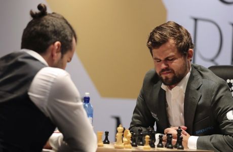 Παρτίδα σκάκι 7 ωρών και 45 λεπτών που έκανε τον Κασπάροφ να υποκλιθεί