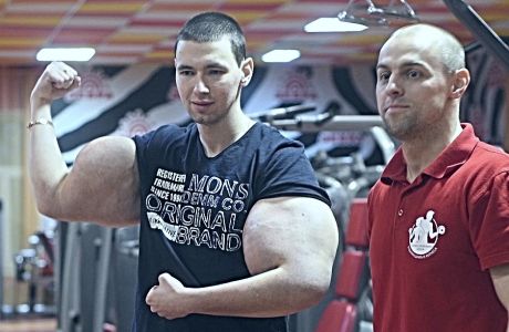 Ο Ρώσος 'Ποπάι' του bodybuilding κινδυνεύει με ακρωτηριασμό