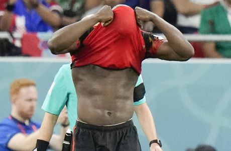 Belgium's Romelu Lukaku reacts after missing a chance to score during the World Cup group F soccer match between Croatia and Belgium at the Ahmad Bin Ali Stadium in Al Rayyan , Qatar, Thursday, Dec. 1, 2022. (AP Photo/Luca Bruno)