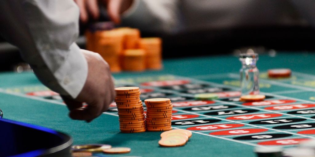 Πρώτη φορά σε online Casino; 7 tips για να διασκεδάσεις με ασφάλεια όπου κι  αν είσαι | Contra.gr