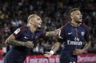 PSG's Neymar, right, and PSG's Layvin Kurzawa after scoring against Toulouse during the French League One soccer match between PSG and Toulouse at the Parc des Princes stadium in Paris, France, Sunday, Aug. 20, 2017. (AP Photo/Kamil Zihnioglu)