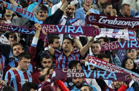 Trabzonspor's fans before their Europa League Group L soccer match with Lokeren at Avni Aker Stadium in Trabzon, Turkey, Thursday, Oct. 23, 2014.(AP Photo)