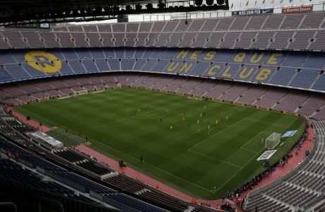 Spanish La Liga soccer match between Barcelona and Las Palmas is played at the Camp Nou stadium in Barcelona, Spain, Sunday, Oct. 1, 2017. Barcelona's Spanish league game against Las Palmas is played without fans amid the controversial referendum on Catalonia's independence. (AP Photo/Manu Fernandez)