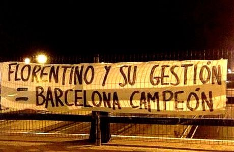 Πανό κατά Πέρεθ στους δρόμους της Μαδρίτης