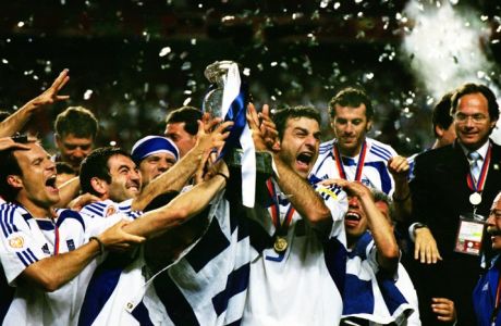 France Football: "Αριστούργημα η Ελλάδα το 2004"
