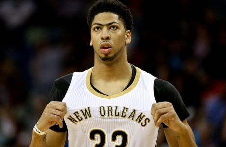 Mar 4, 2015; New Orleans, LA, USA; New Orleans Pelicans forward Anthony Davis (23) against the Detroit Pistons during the second half of a game at the Smoothie King Center. The Pelicans defeated the Pistons 88-85. Mandatory Credit: Derick E. Hingle-USA TODAY Sports