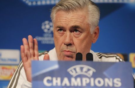 Bayern Munich's coach Carlo Ancelotti gestures as he speaks during a media conference at Parc des Prince stadium ahead of the Champions League soccer match between Bayern Munich and Paris Saint Germain in Paris, Tuesday, Sept. 26, 2017. Bayern Munich will face Paris Saint Germain (AP Photo/Michel Euler)