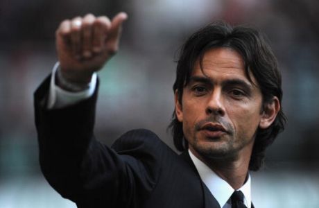 MILAN, ITALY - AUGUST 29:  Filippo Inzaghi of AC Milan attends during the Serie A match between AC Milan and Inter Milan at Stadio Giuseppe Meazza on August 29, 2009 in Milan, Italy.  (Photo by Valerio Pennicino/Getty Images)