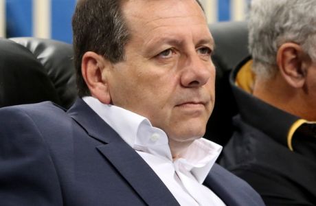 Αγγελόπουλος: "Δεν υποχωρούμε σε καμία πίεση"