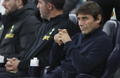 Tottenham's head coach Antonio Conte watches play during the Champions League group D soccer match between Tottenham Hotspur and Sporting CP at Tottenham Hotspur Stadium in London, Wednesday, Oct. 26, 2022. (AP Photo/Ian Walton)