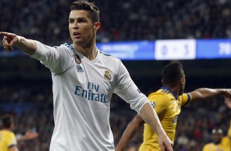Real Madrid's Cristiano Ronaldo gestures during a Champions League quarter-final, 2nd leg soccer match between Real Madrid and Juventus at the Santiago Bernabeu stadium in Madrid, Spain, Wednesday, April 11, 2018. (AP Photo/Paul White)