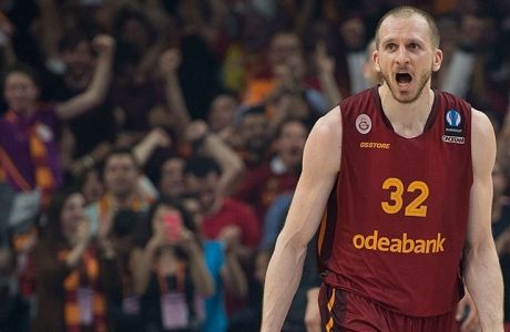 Η ανακοίνωση των παικτών της Τουρκίας και τα "καρφιά" για FIBA