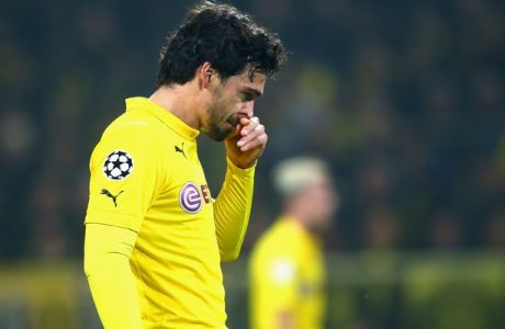 DORTMUND, GERMANY - MARCH 18:  Mats Hummels of Borussia Dortmund reacts during the UEFA Champions League Round of 16 between Borussia Dortmund and Juventus at Signal Iduna Park on March 18, 2015 in Dortmund, Germany.  (Photo by Alex Grimm/Bongarts/Getty Images)